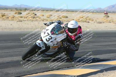 media/Jan-10-2025-CVMA Friday Practice (Fri) [[489e0da257]]/Group 4 and Trackday/Session 2 (Turn 4 Inside)/